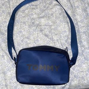 Tommy Hilfiger handbag